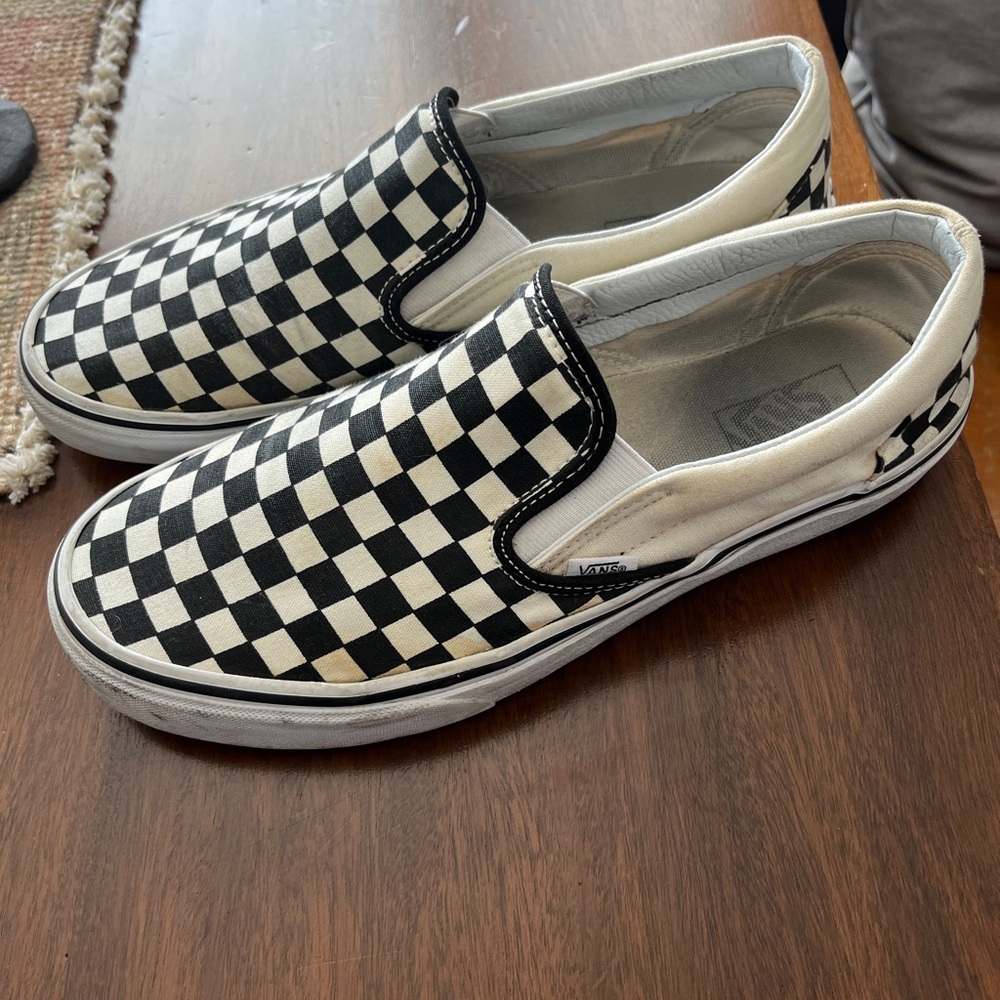 Vans black/white classic mens size 11 good condition